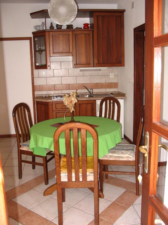 סבטי פיליפ אי ג'קוב Adria Apartments מראה חיצוני תמונה