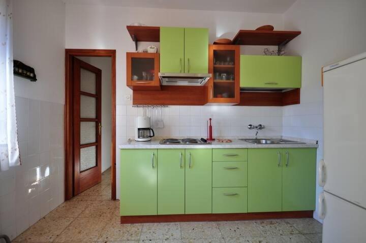 סבטי פיליפ אי ג'קוב Adria Apartments מראה חיצוני תמונה